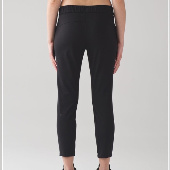 Lululemon On The Fly Pant Luxtreme Size 6 Jet Black 28” - Picture 2 of 11
